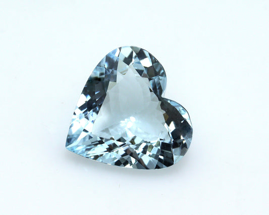 7 Ct natural aquamarine heart cut 15 mm, medium to dark blue AAA+ eye-clean gemstone. Unheated March birthstone ideal for rings and pendants.