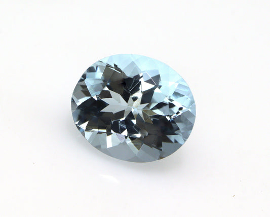 3.36 Cts Natural Aquamarine • 10.7x9.1 mm Oval Cut • Medium Blue • AAA Quality • Halo/Solitaire Ring Gemstone