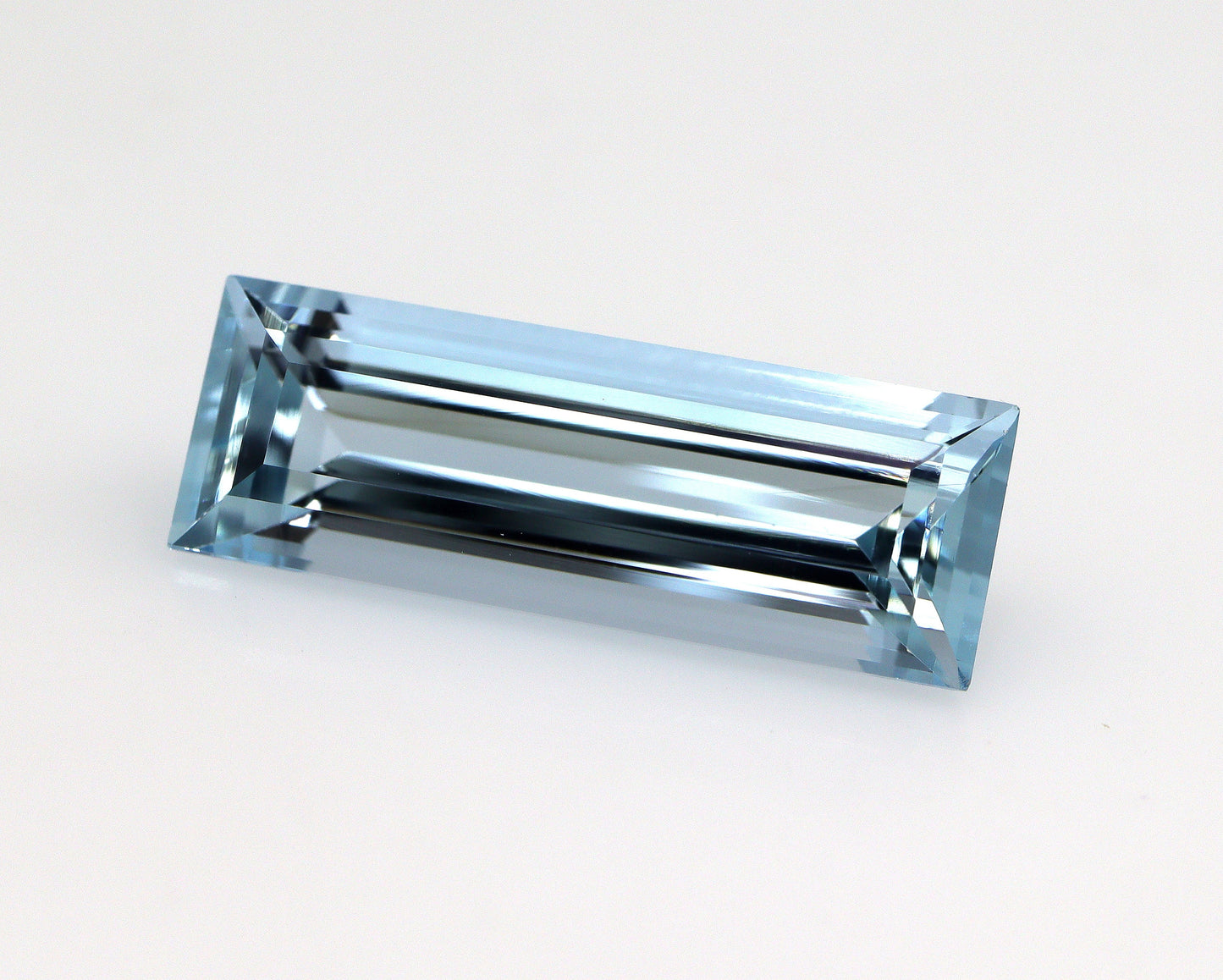 High Grade 18x6.4 mm AAA Natural Aquamarine Baguette Cut Loose Gemstone, March Birthstone, Blue Aquamarine for Custom Ring, Elongated Gem