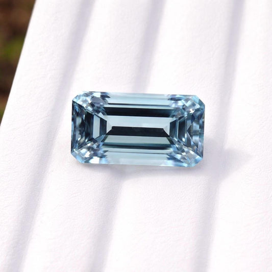 4.6 Ct AAA+ Natural Aquamarine Long Emerald Cut – Top Medium Blue – Eye Clean – Unheated Loose Aquamarine