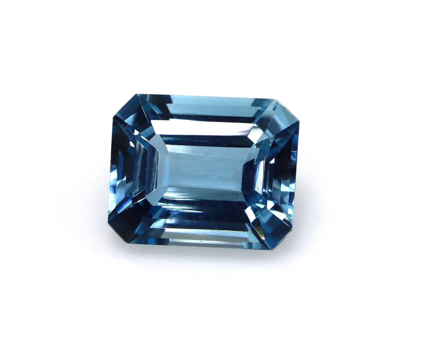 Dark Blue Aquamarine! 2.4 Ct Emerald Cut | AAA+ Eye Clean Gem | No Heat Natural Aquamarine | Engagement Ring Pendant Gem, Top Quality Gem