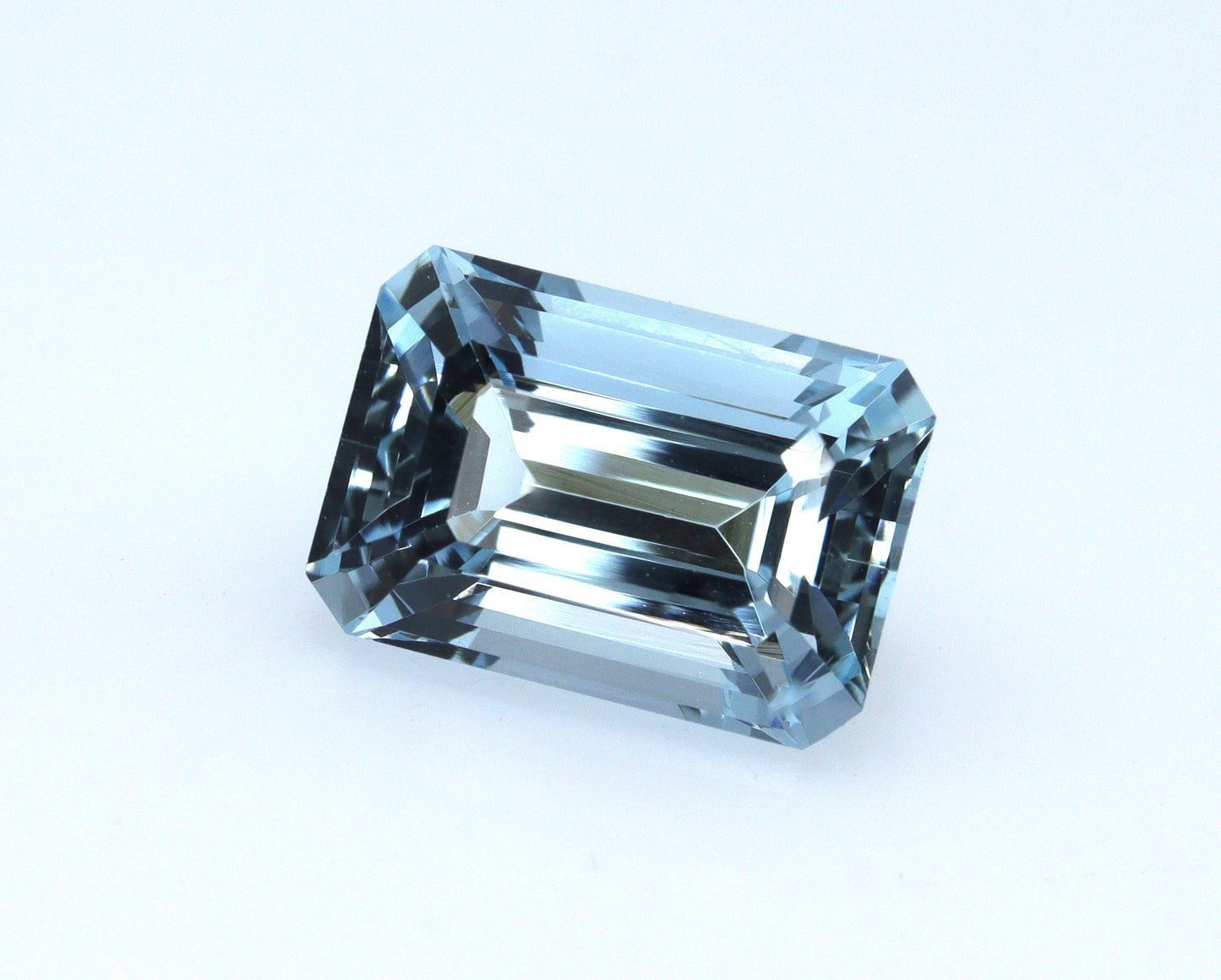 2.6 Ct Emerald Cut Aquamarine Gemstone for Engagement Ring | Natural Aquamarine March Birthstone | AAA+ Faceted Blue Stone