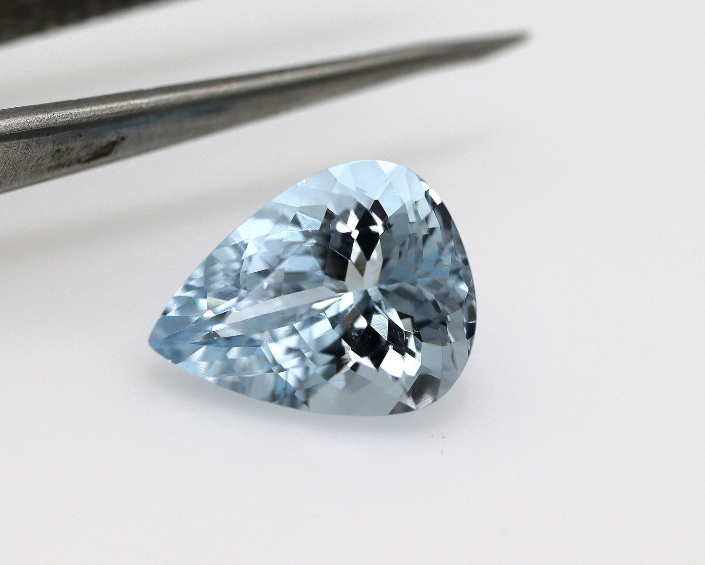 4.1 Ct Natural Aquamarine Pear – 12.9x10 mm Medium Blue Gemstone, Eye Clean AAA Aquamarine for Ring or Tear Drop Pendant