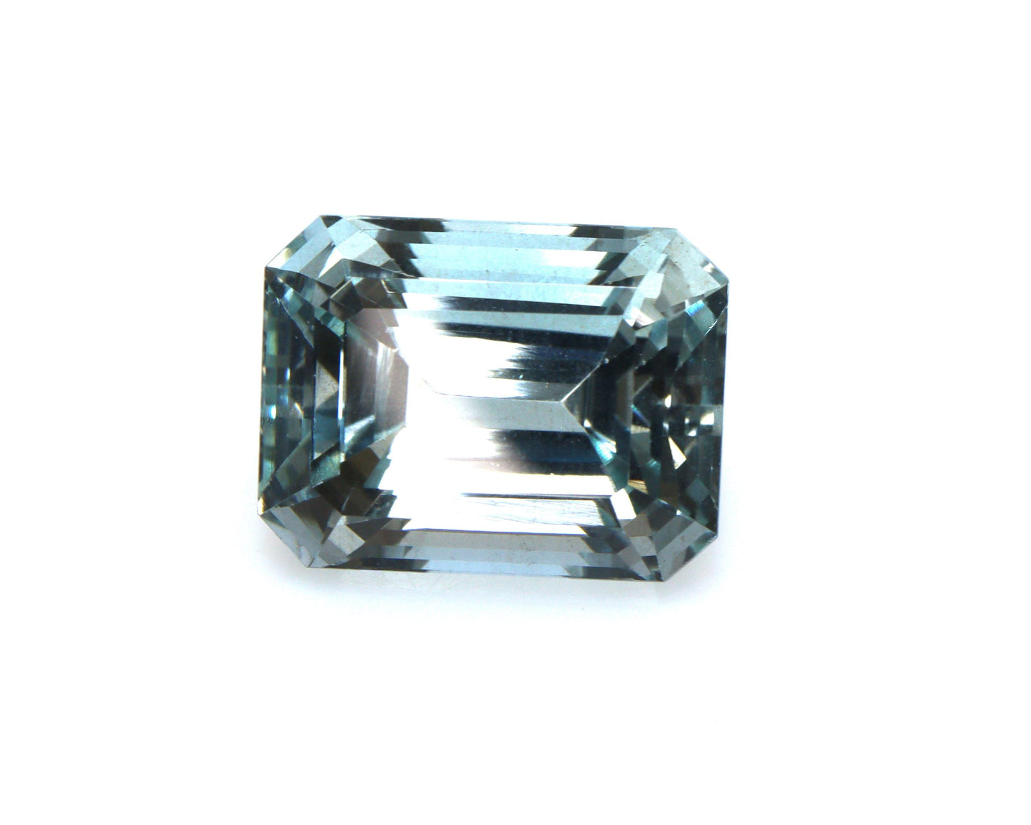 8.5 Ct Greenish Blue Natural Aquamarine Emerald Cut Gemstone – Octagon 13x10x9 mm – Excellent Luster – Perfect for Rings & Necklaces