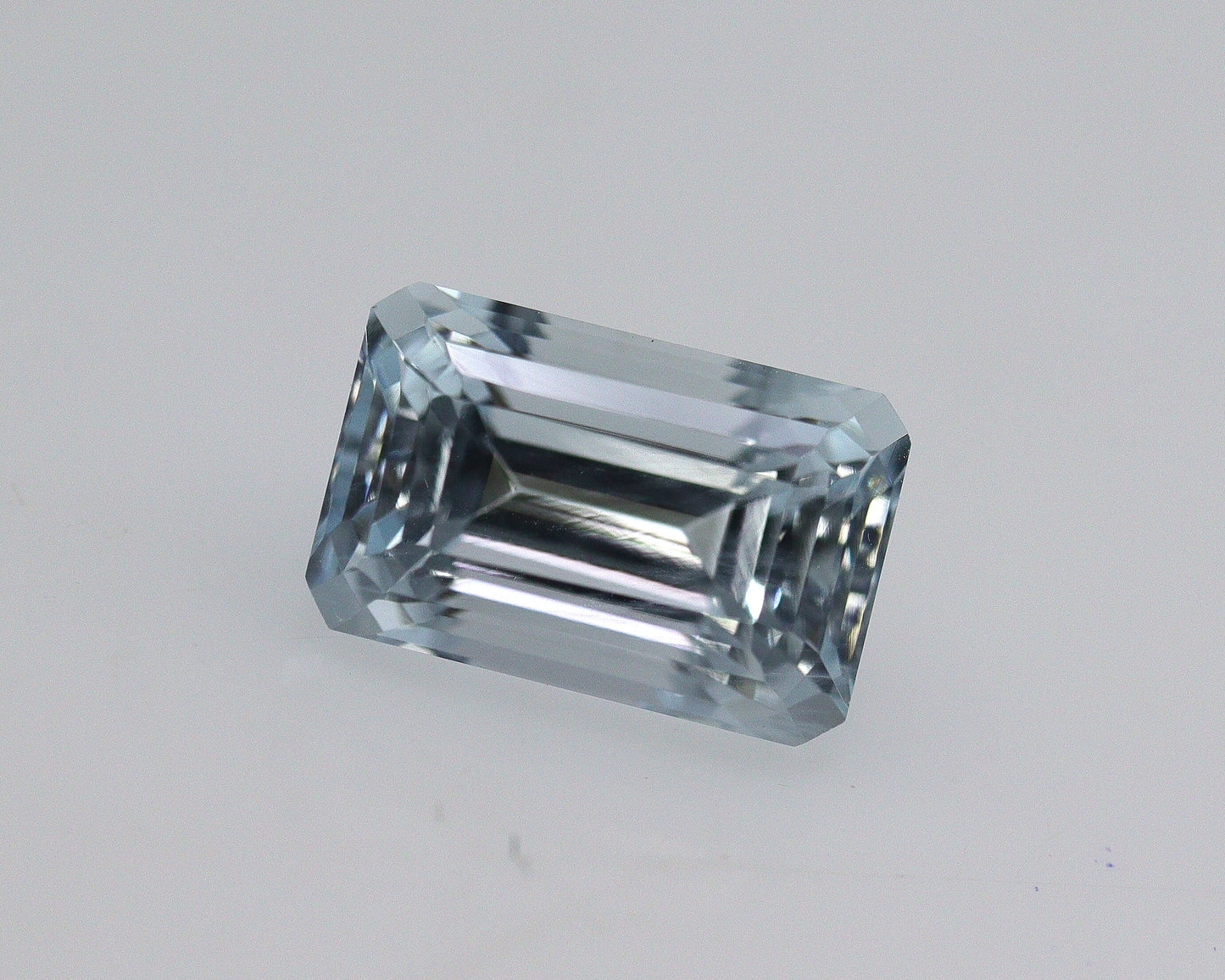 2.5 Ct AAA Natural Aquamarine Emerald Cut Loose Gemstone – 9.7×6.2 mm Octagon Aquamarine for Ring | Light Blue Eye-Clean Aquamarine Stone