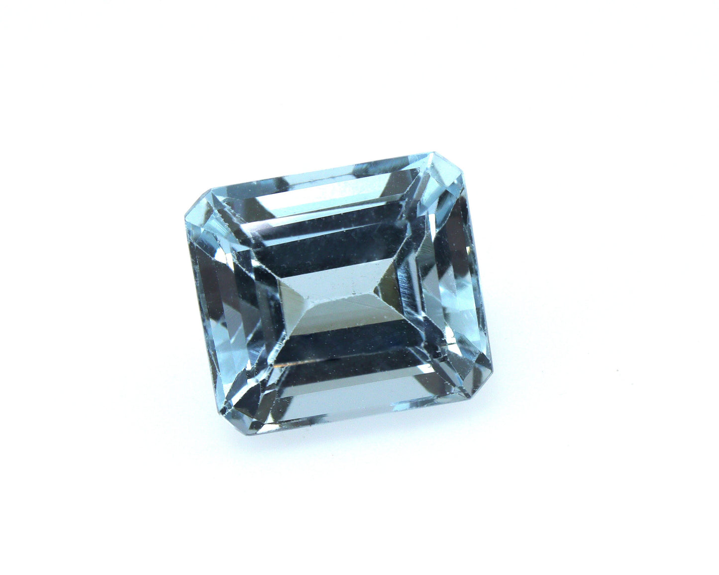 3.2 Ct Natural Aquamarine Emerald Cut 9x8 mm | Medium Blue Squarish Gemstone for Ring, Eye Clean