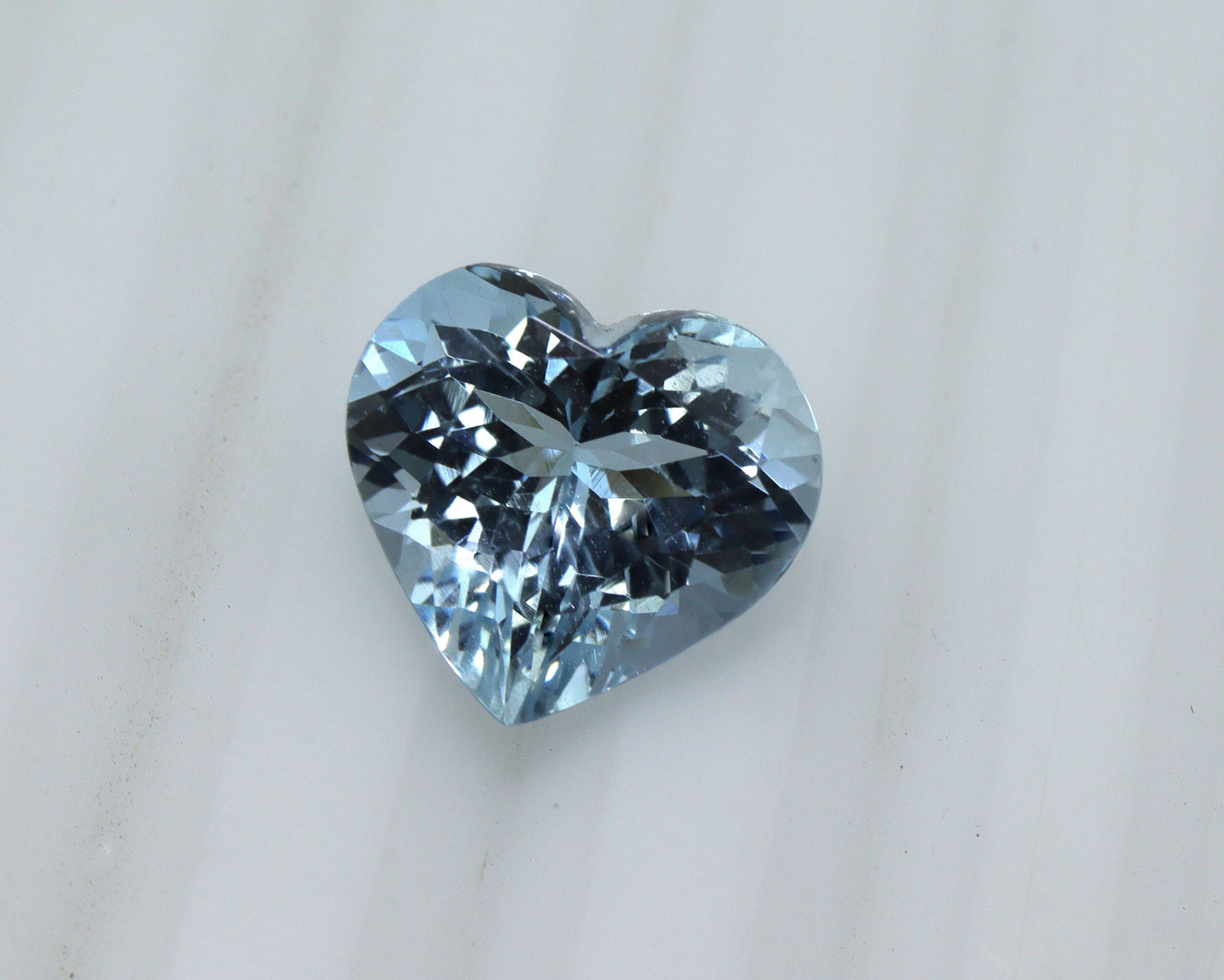 1.95 Ct AAA+ Blue Aquamarine Heart | Natural Eye Clean Unheated Gemstone for Engagement Ring or Pendant