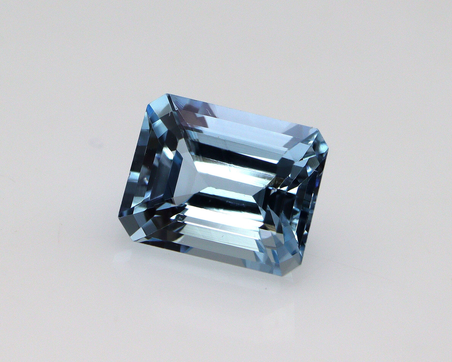 1.42 Ct Natural Aquamarine Emerald Cut – 7.3x5.9 mm Medium Blue Step Cut Gemstone, AAA Quality Aquamarine for Ring or Necklace