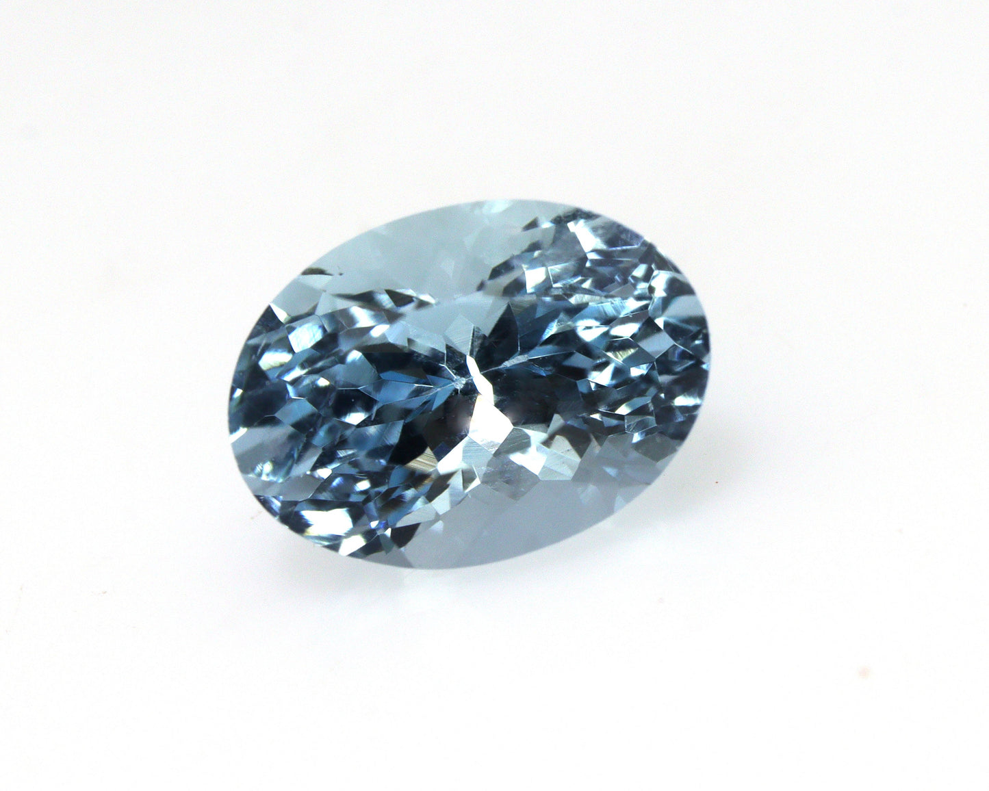 1.7 Ct Natural Aquamarine Oval Cut – 8.7×6.3 mm | AAA+ Grade | Medium–Dark Blue | Loupe Clean | Ideal for Fine Rings & Pendants