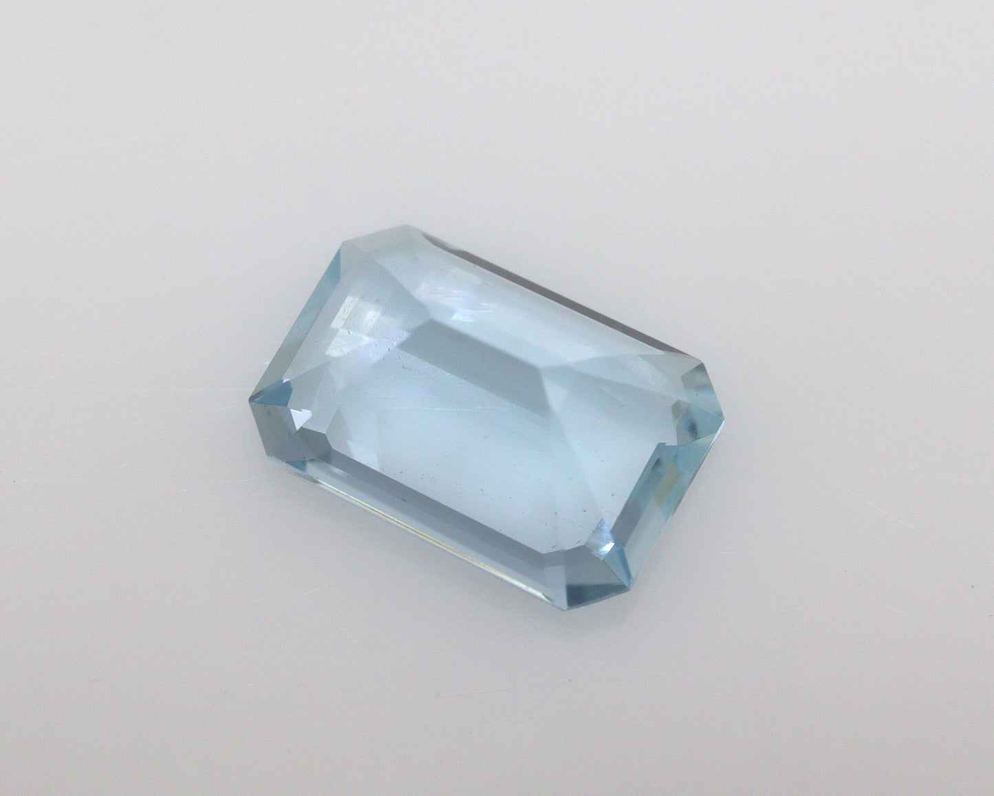 2.2 Ct Aquamarine Emerald Cut 10x7 mm | Natural Blue Gemstone | March Birthstone | Loose Aquamarine for Ring, Pendant, Fine Jewelry