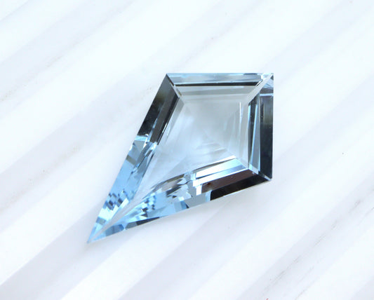 7.4ct Kite Shape Aquamarine | Natural Flawless Designer Cut Gem | Loose Blue Aquamarine for Pendant | Unique Diamond Cut Gem, Designer Cut