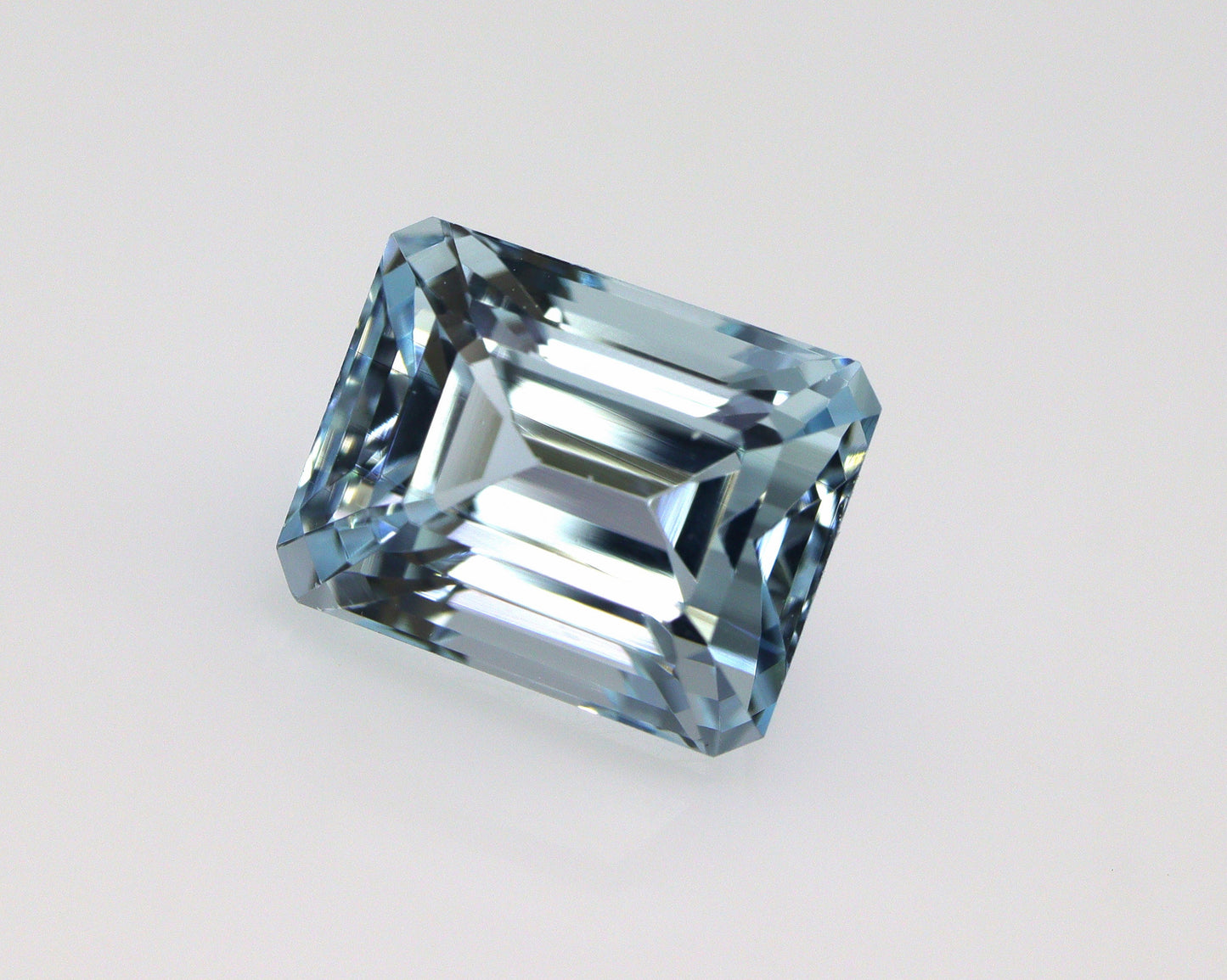 2.29 Ct AAA Natural Aquamarine Emerald Cut (8.1x6.5 mm) – Light Blue Loose Gemstone | March Birthstone