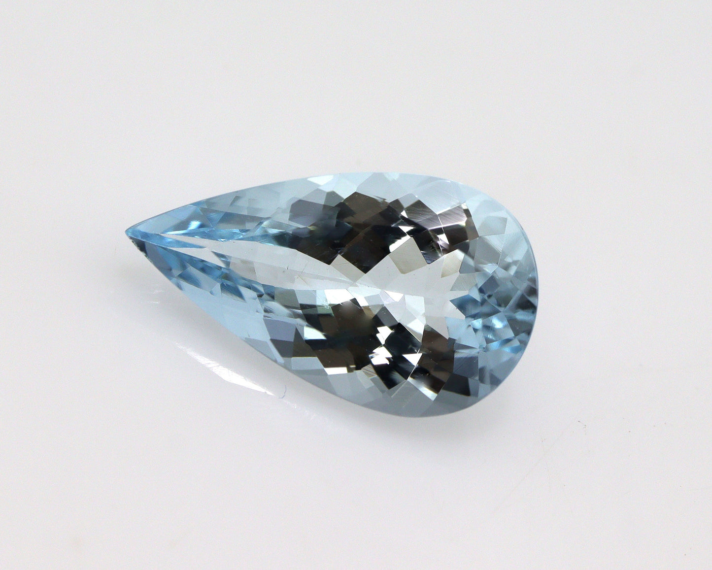 2.80 Cts Natural Aquamarine • 14.5×8.4 mm Pear Cut • AAA Faceted • Light–Medium Blue • Pear Pendant/Ring Gemstone