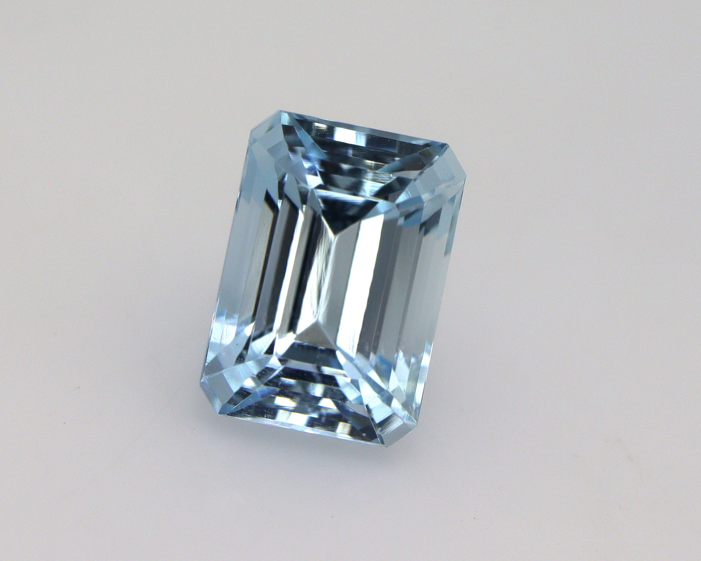 2.8 Ct Natural Aquamarine Gem | Emerald Cut Octagon Loose Stone | 9.4x6.2 mm | March Birthstone for Ring or Pendant | AAA Clarity