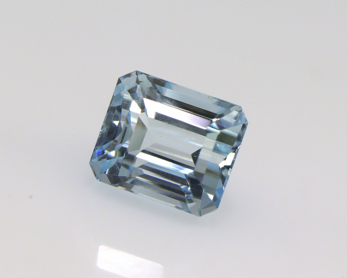 2.32 Ct Natural AAA Aquamarine | Emerald Cut 7.5x6.4 mm | Medium Blue Octagon | Eye Clean to VVS | Custom Jewelry | For Ring Designing