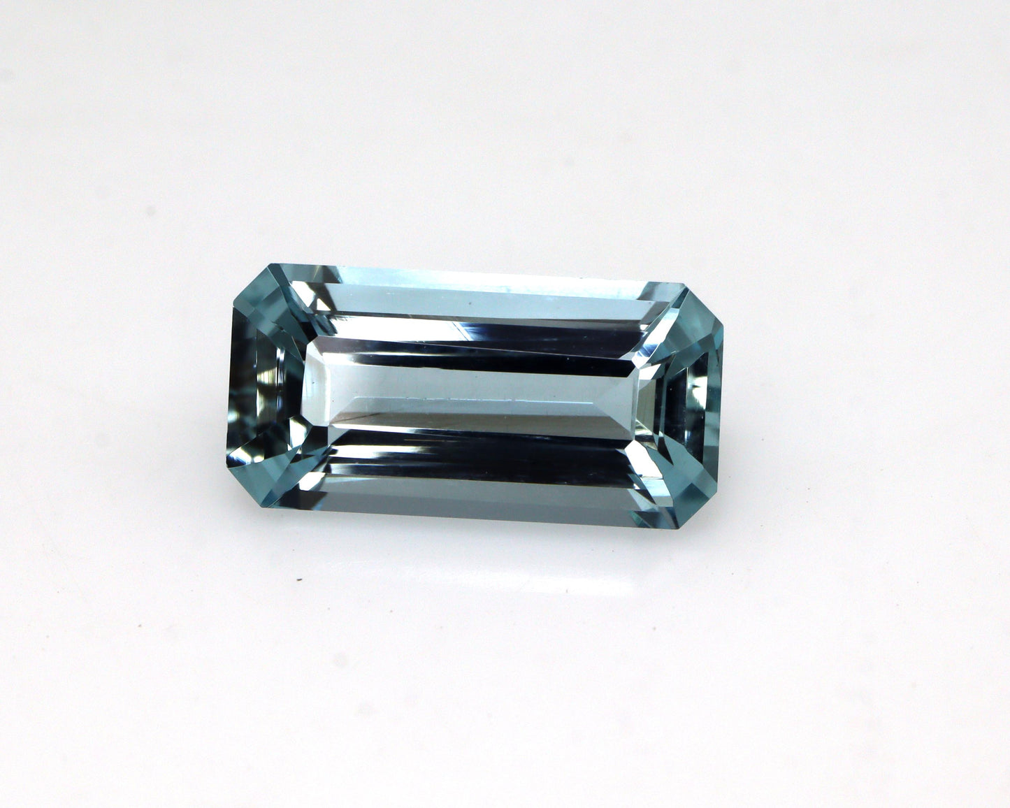 Natural Aquamarine Baguette 2.1 Ct – 11.5x5.8 mm Blue Aquamarine Long Cut, AAA+ Gemstone for Necklace, Pendant, Bracelet, Elongated Pendant