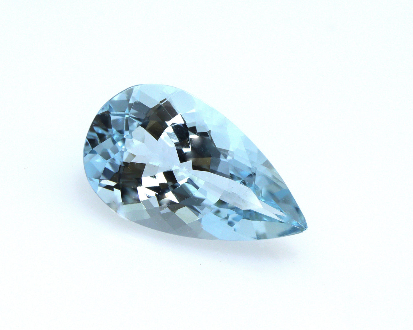 2.6 Ct Natural Aquamarine Pear – 13.5x7.9 mm AAA Medium Blue Gemstone, Eye Clean March Birthstone for Ring or Necklace