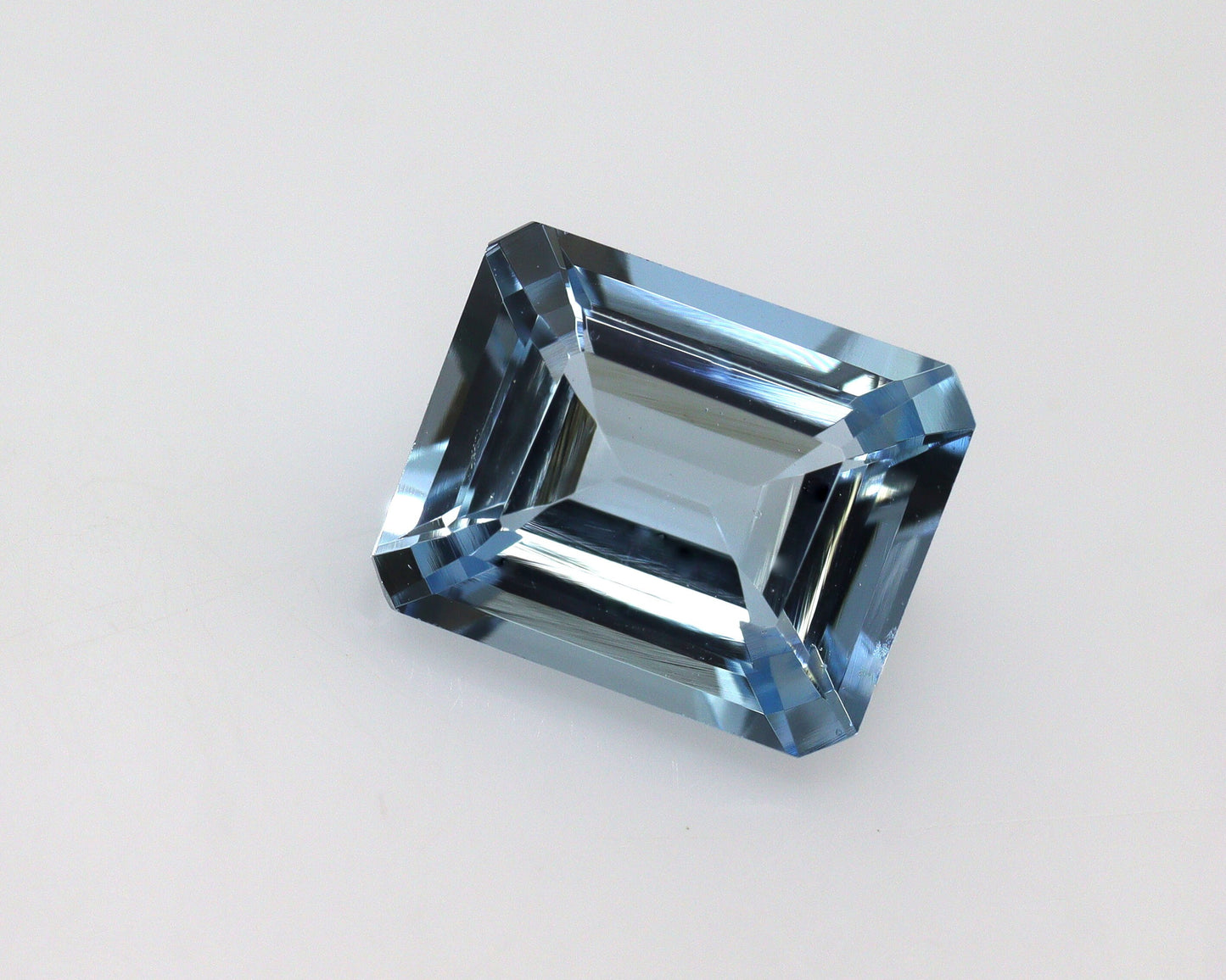 1.7 Ct AAA Natural Dark Blue Aquamarine – Emerald Cut 8.3×6.8 mm | Saturated Blue Aquamarine for Engagement Ring Finest Quality Emerald Cut