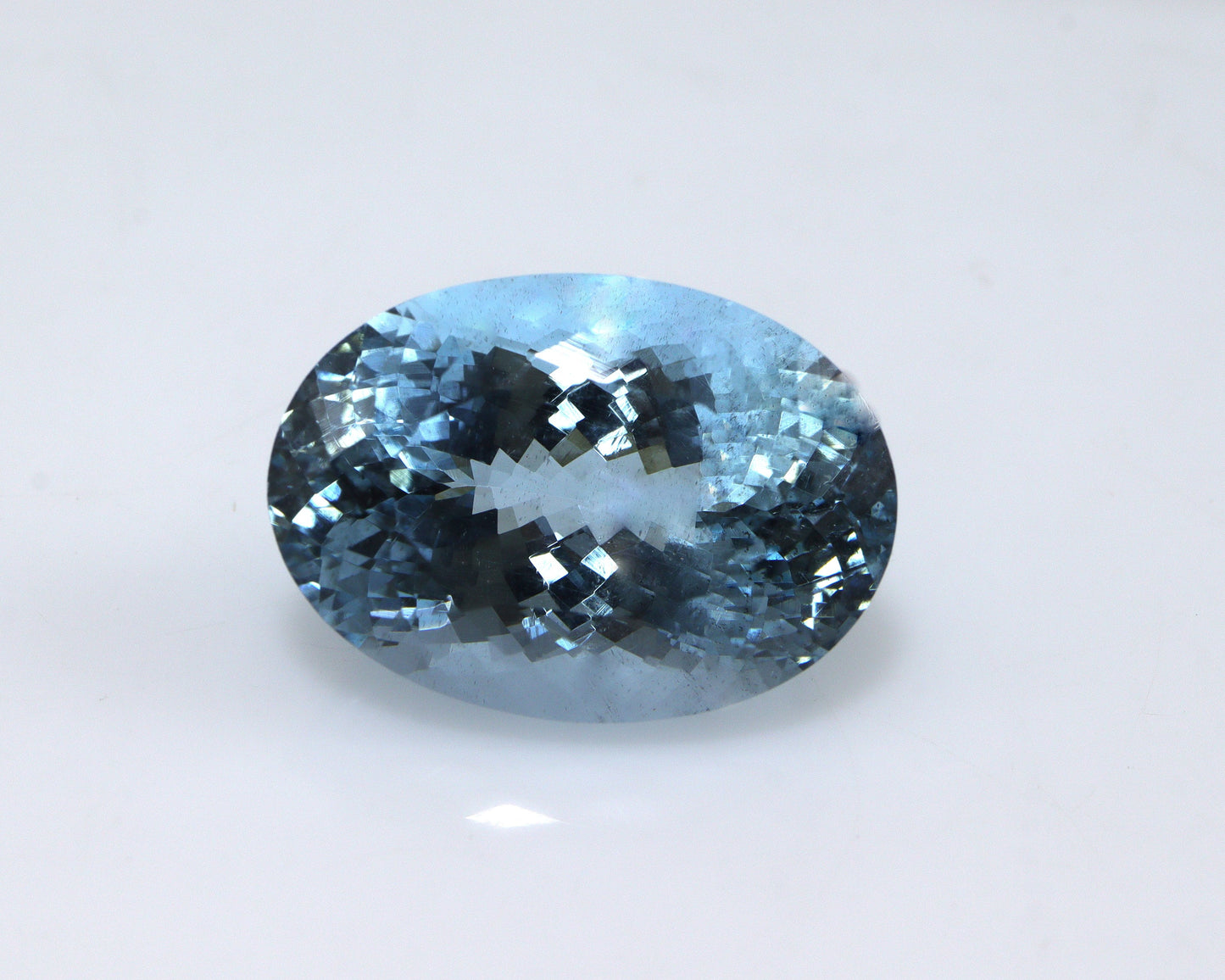 EXCLUSIVE 12.8 Cts AAA+ Natural Aquamarine – Rare Dark Blue Oval | Micro-Faceted | Highly Lustrous Big Gemstone