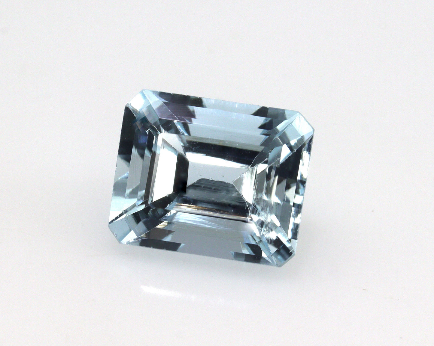 2.1 Ct AAA Natural Aquamarine Emerald Cut 8.3×6.8 mm | Light to Medium Blue Eye Clean–VVS Gemstone | March Birthstone for Ring or Pendant