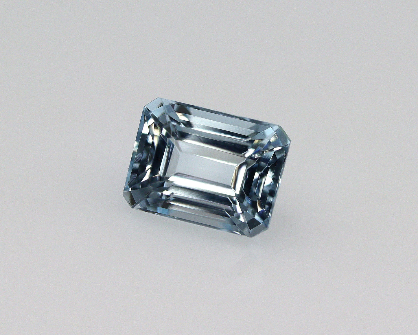 Natural Aquamarine, 6.5x5 mm Emerald Cut, Pale Blue Gemstone, Loose Aquamarine for East West Ring,  Small Emerald Cut Aquamarine