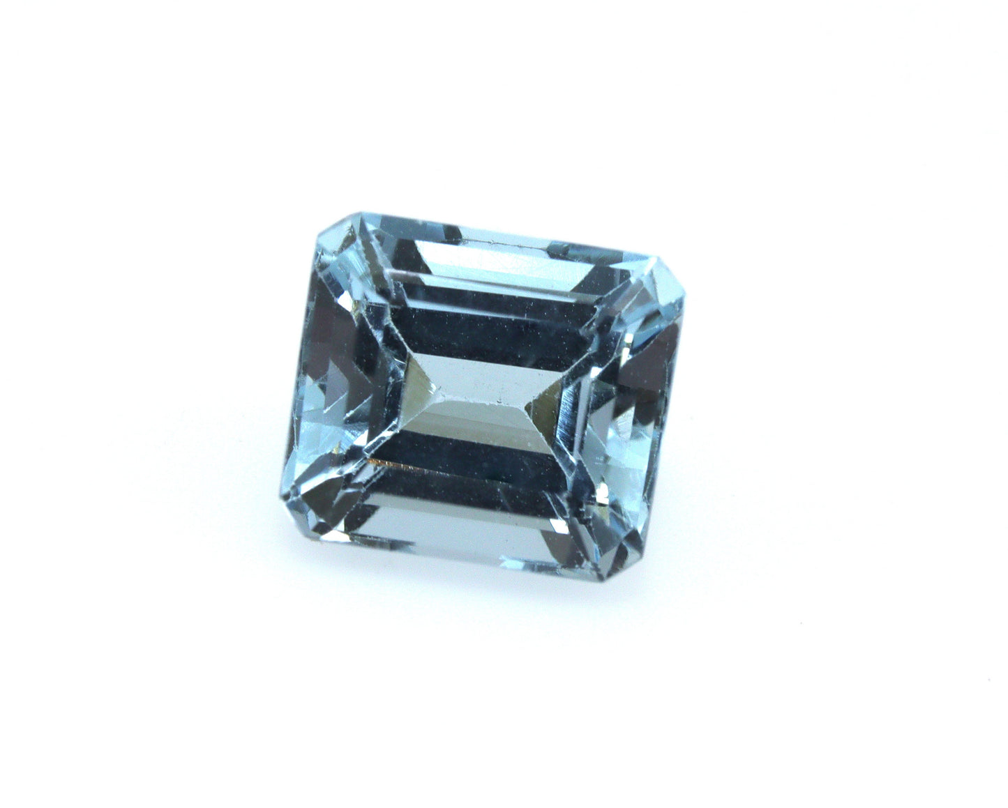 3.2 Ct Natural Aquamarine Emerald Cut 9x8 mm | Medium Blue Squarish Gemstone for Ring, Eye Clean