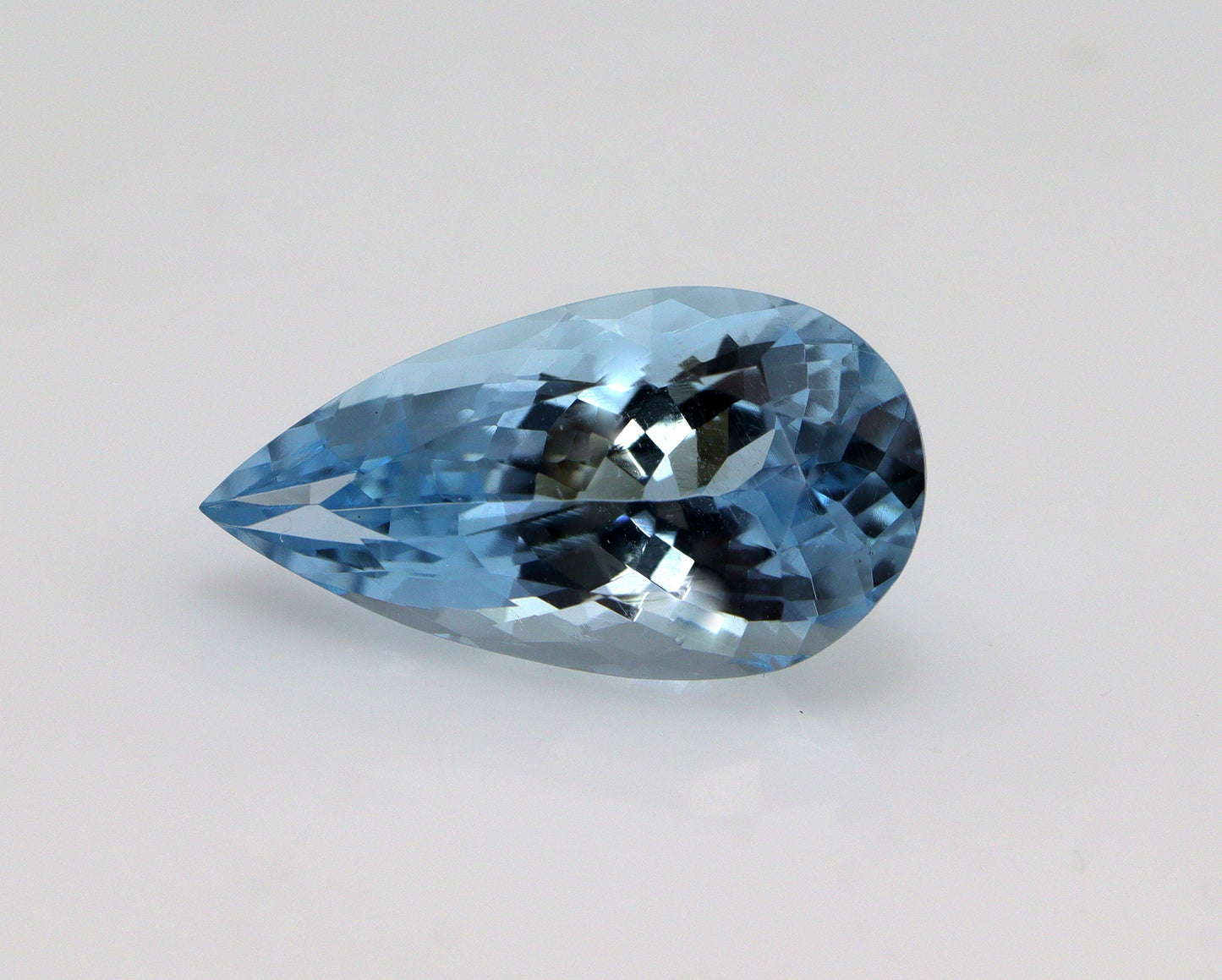 High Quality! 4.2 Ct Natural Aquamarine Pear – 15.5x8 mm Dark Blue Gemstone, Eye Clean Aquamarine for Engagement Ring or Diamond Pendant