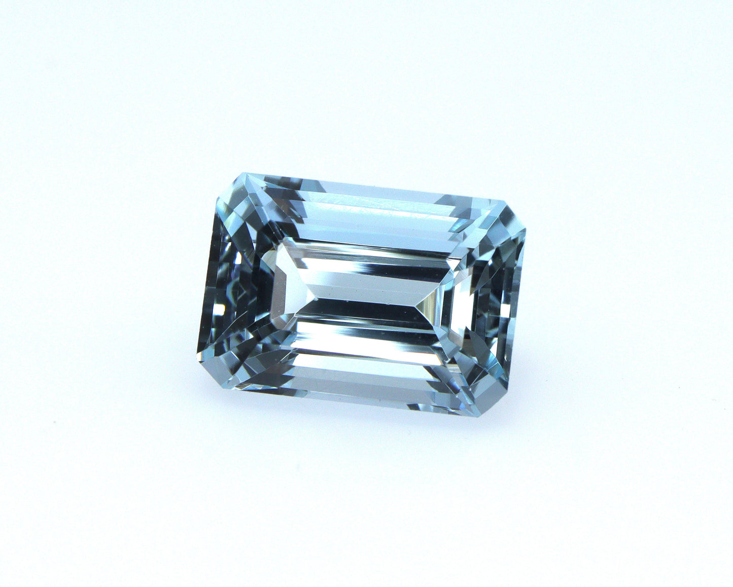 2.6 Ct Emerald Cut Aquamarine Gemstone for Engagement Ring | Natural Aquamarine March Birthstone | AAA+ Faceted Blue Stone