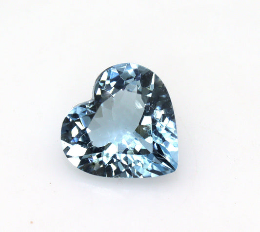 2 Ct Heart Cut Aquamarine 9 mm – AAA+ Natural Blue Aquamarine Gemstone
