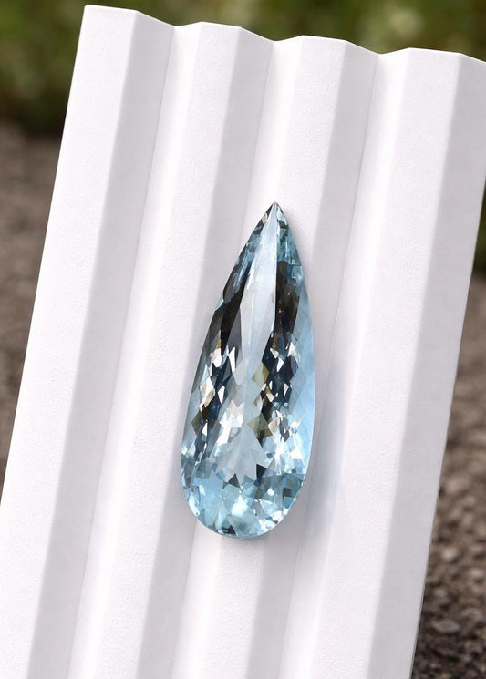 10 Ct Aquamarine Long Pear Cut, 28x10 mm Sleek Elongated Gemstone, AAAA Natural Blue Aquamarine, Long Drop Necklace Stone