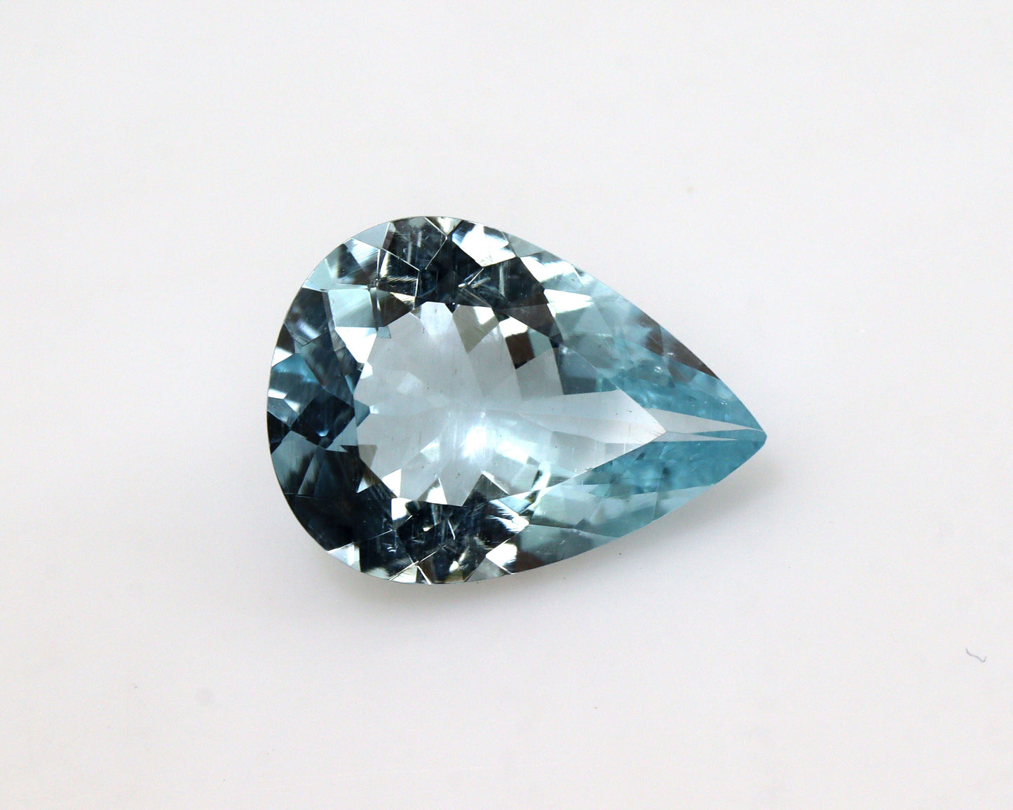 4.2 Ct Natural Aquamarine Pear Cut – 14×10.4 mm | Excellent Cut Grade | Medium Blue Loose Stone for Necklace & Engagement Ring