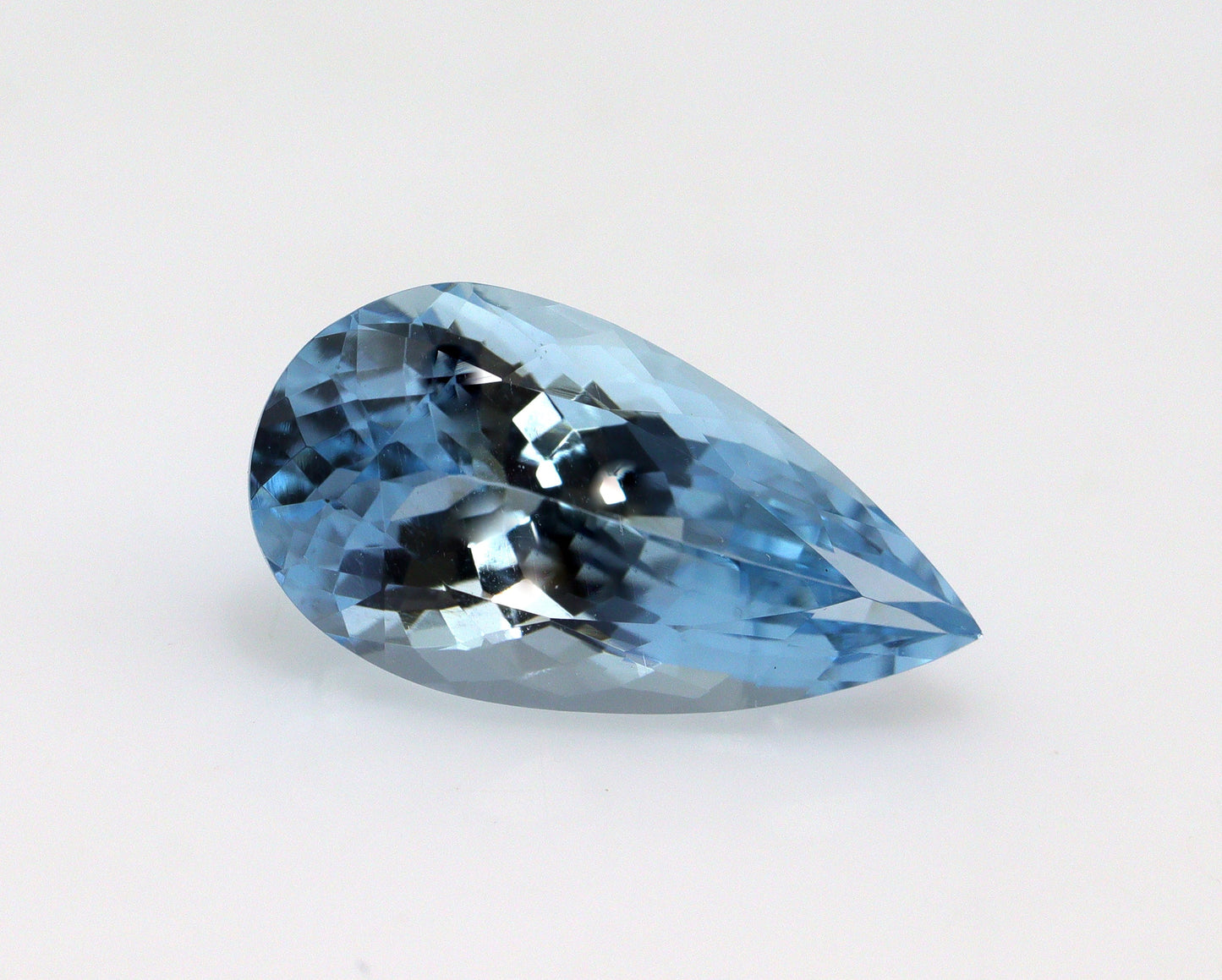 High Quality! 4.2 Ct Natural Aquamarine Pear – 15.5x8 mm Dark Blue Gemstone, Eye Clean Aquamarine for Engagement Ring or Diamond Pendant