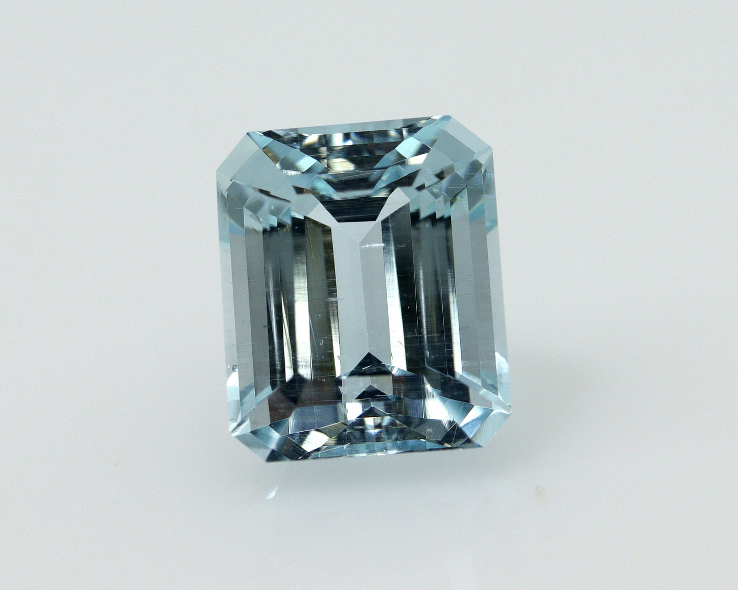 3 Ct Natural Aquamarine Emerald Cut 9.1x7.6 mm, Loose Light Blue March Birthstone, Aquamarine for Ring, AAA Grade Gemstone