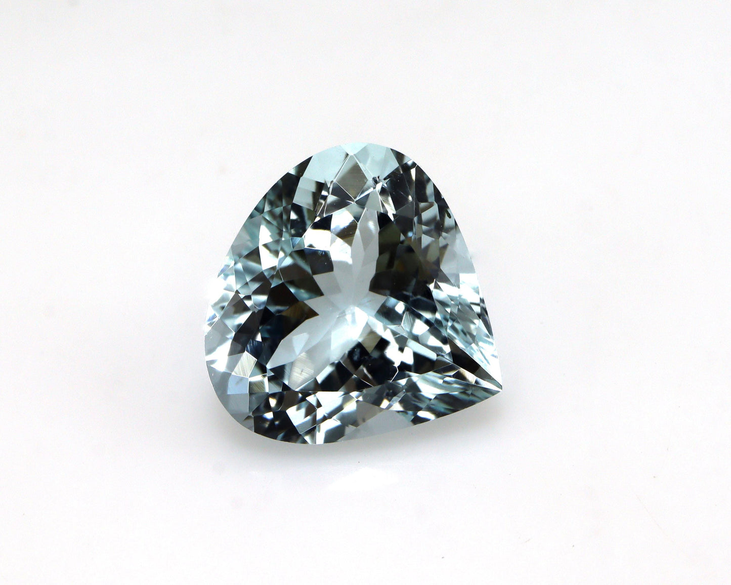 7.5 Ct Natural Aquamarine Heart Cut | Light Blue, Eye Clean, Unheated Gemstone for Ring or Pendant