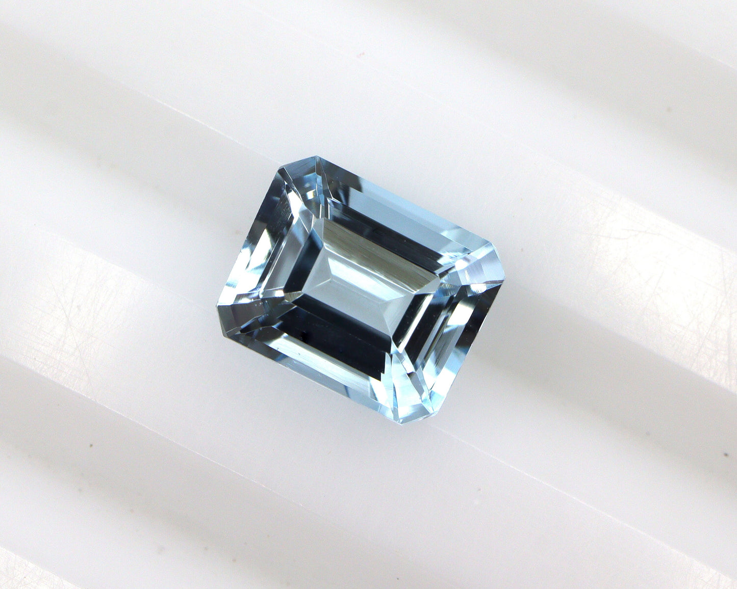 Natural Aquamarine Emerald Cut 6.9x5.5 mm, Medium Blue AAA Gemstone, Loose Aquamarine for Dainty Solitaire Ring or Pendant, March Birthstone
