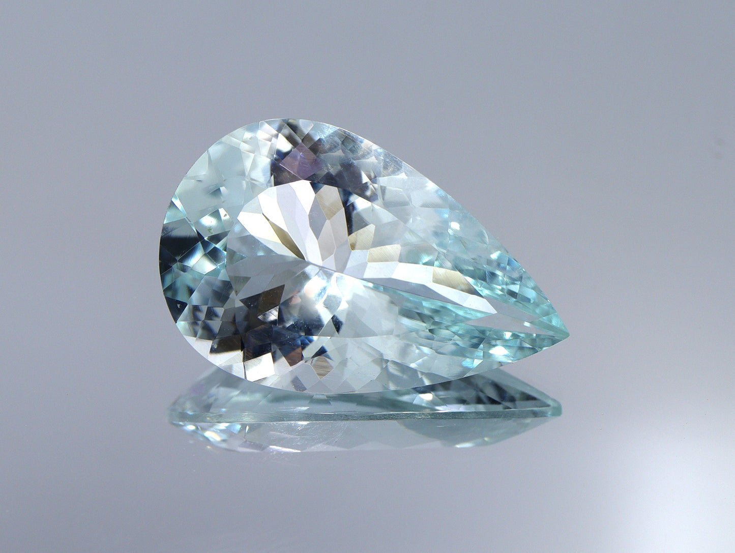SPARKLING! 12.3 Cts AAA Natural Aquamarine Pear Cut, Light Greenish Loupe Clean, Green Aquamarine, Big Aquamarine Pear Pendant, Pear Ring