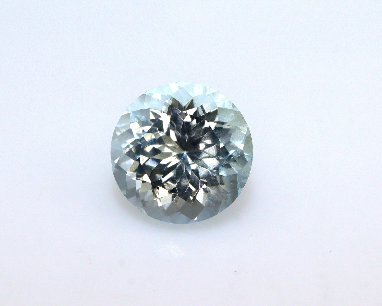 10.5mm Natural Aquamarine Round Gemstone – AAA Grade Big Round Solitaire for for Rings & Necklaces