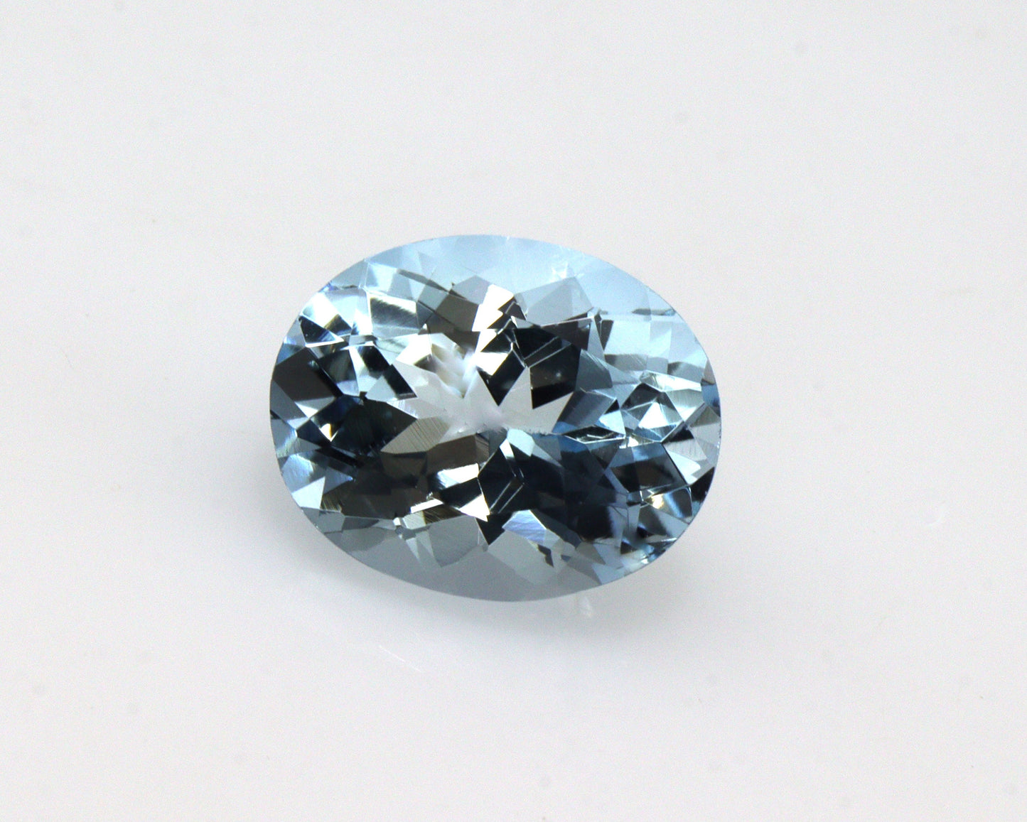 AAA Natural Aquamarine Oval 2.3 Ct – Medium Blue Oval Cut Loose Gemstone, March Birthstone, Eye Clean Aquamarine for Ring or Pendant