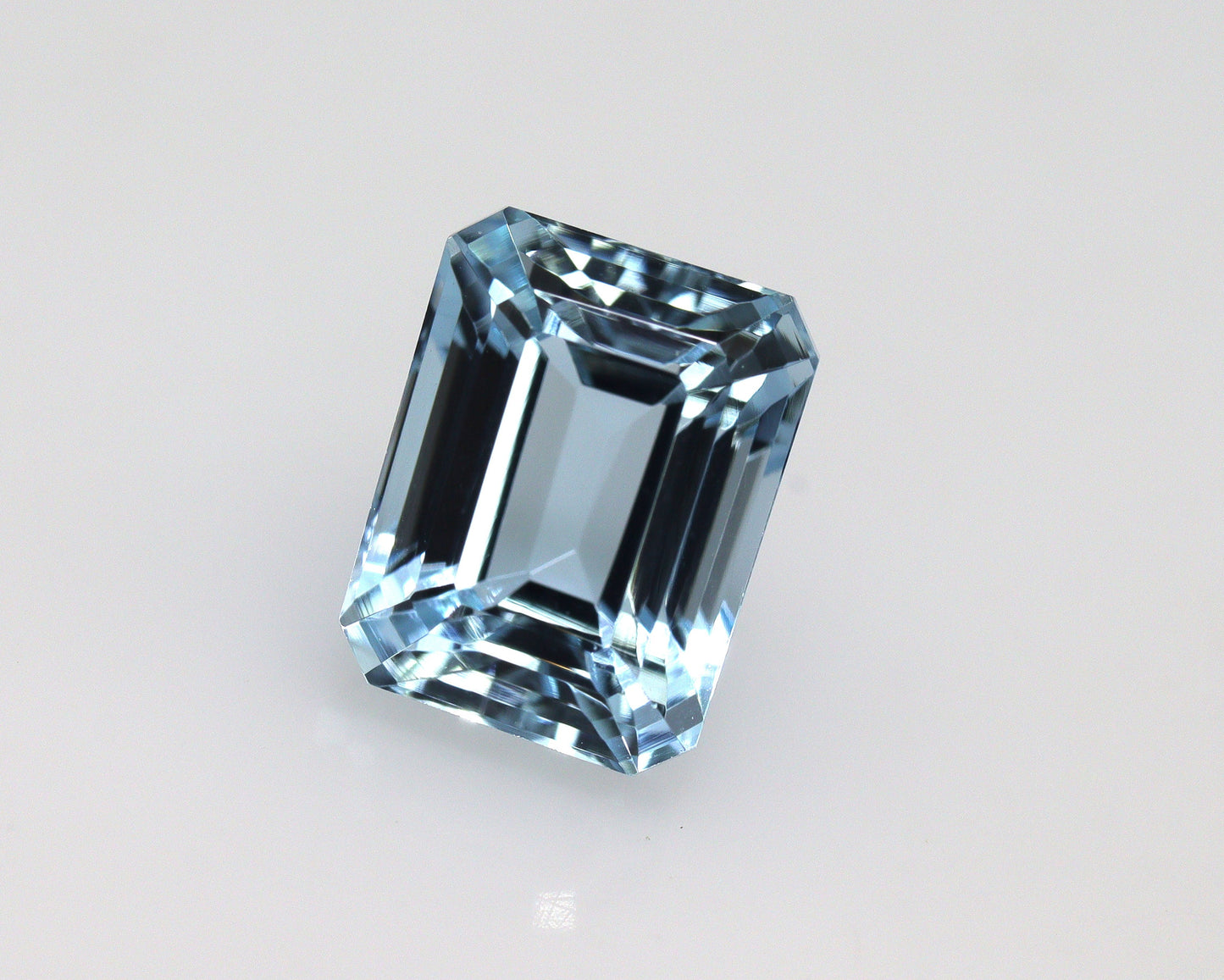 1.6 Cts AAA Natural Aquamarine Emerald Cut – Deep Saturated Blue Gemstone - 7.6x5.9 mm
