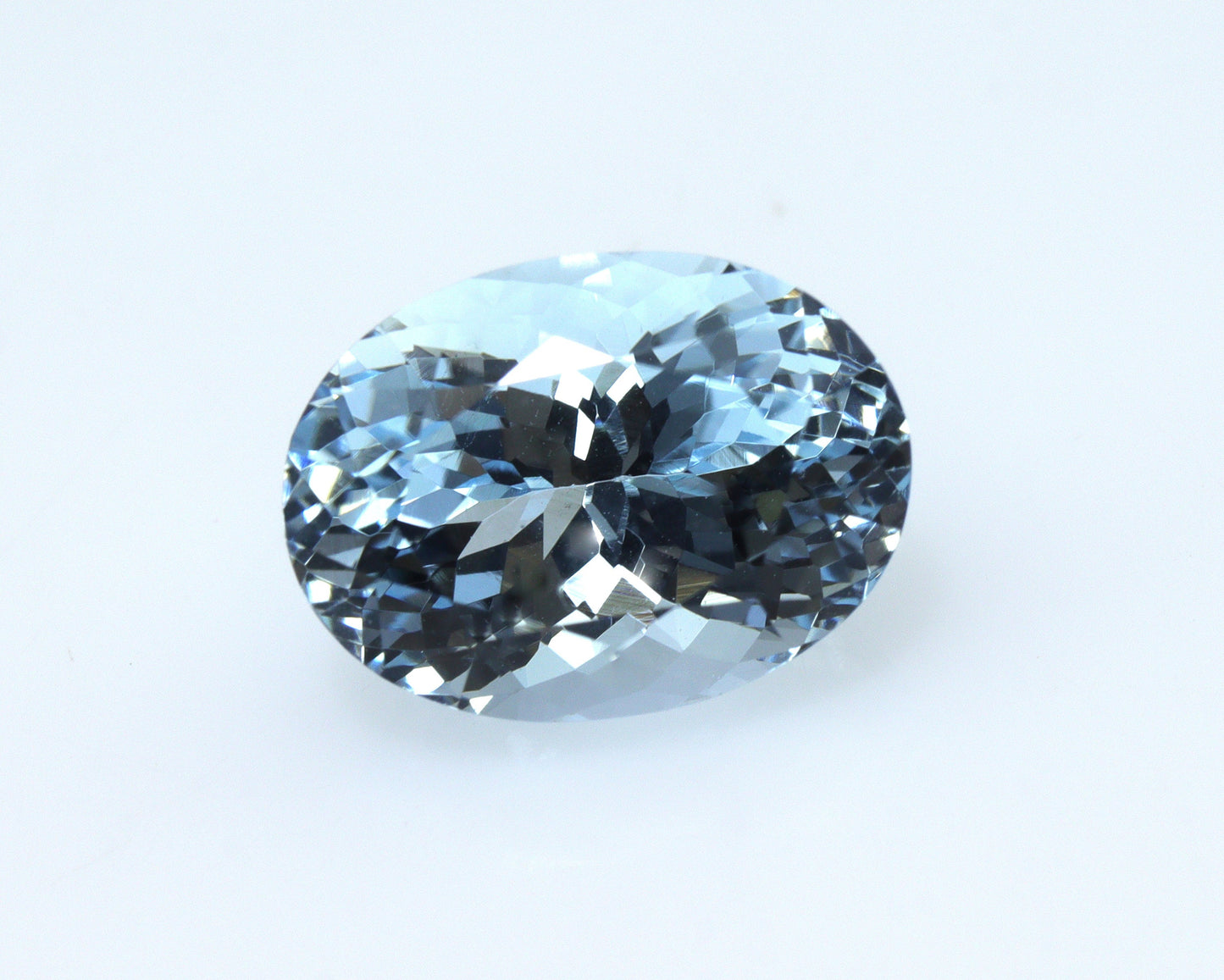 4.4 Ct AAA Natural AQUAMARINE Oval Cut, HIgh Grade Medium Dark Blue Aquamarine For Oval Ring, Oval Cut Pendant, For Gold & Diamond Ring