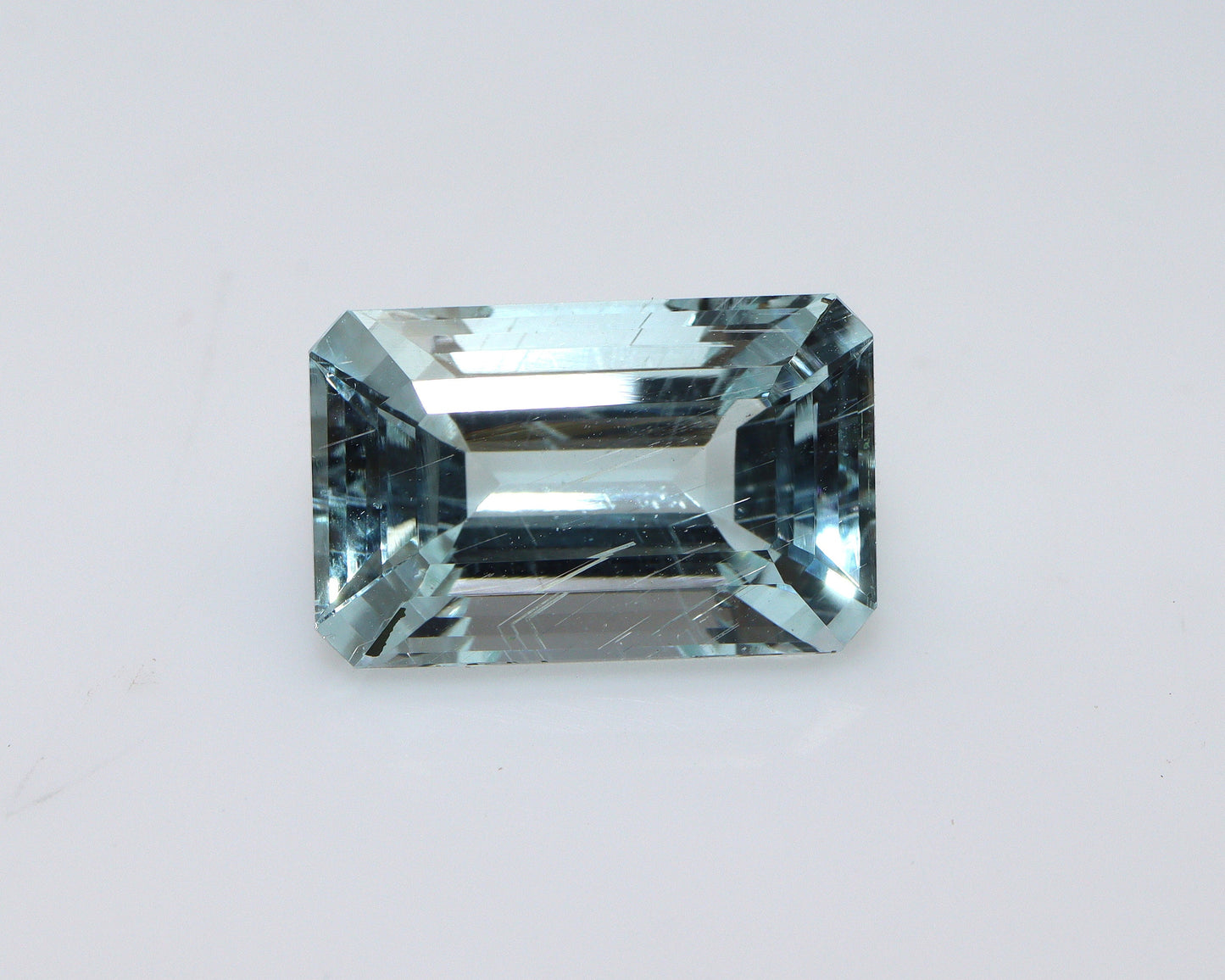 BIG! 8.5 Ct Natural Aquamarine Emerald Cut – 15.3×9.7 mm | VVS Clarity | Top Cut Grade | Loose Stone for Cocktail Ring & Statement Jewelry