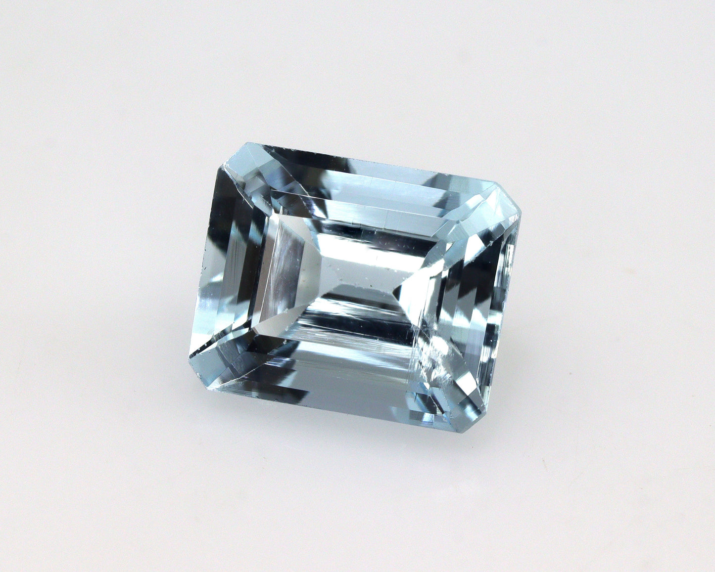 2.1 Ct AAA Natural Aquamarine Emerald Cut 8.3×6.8 mm | Light to Medium Blue Eye Clean–VVS Gemstone | March Birthstone for Ring or Pendant