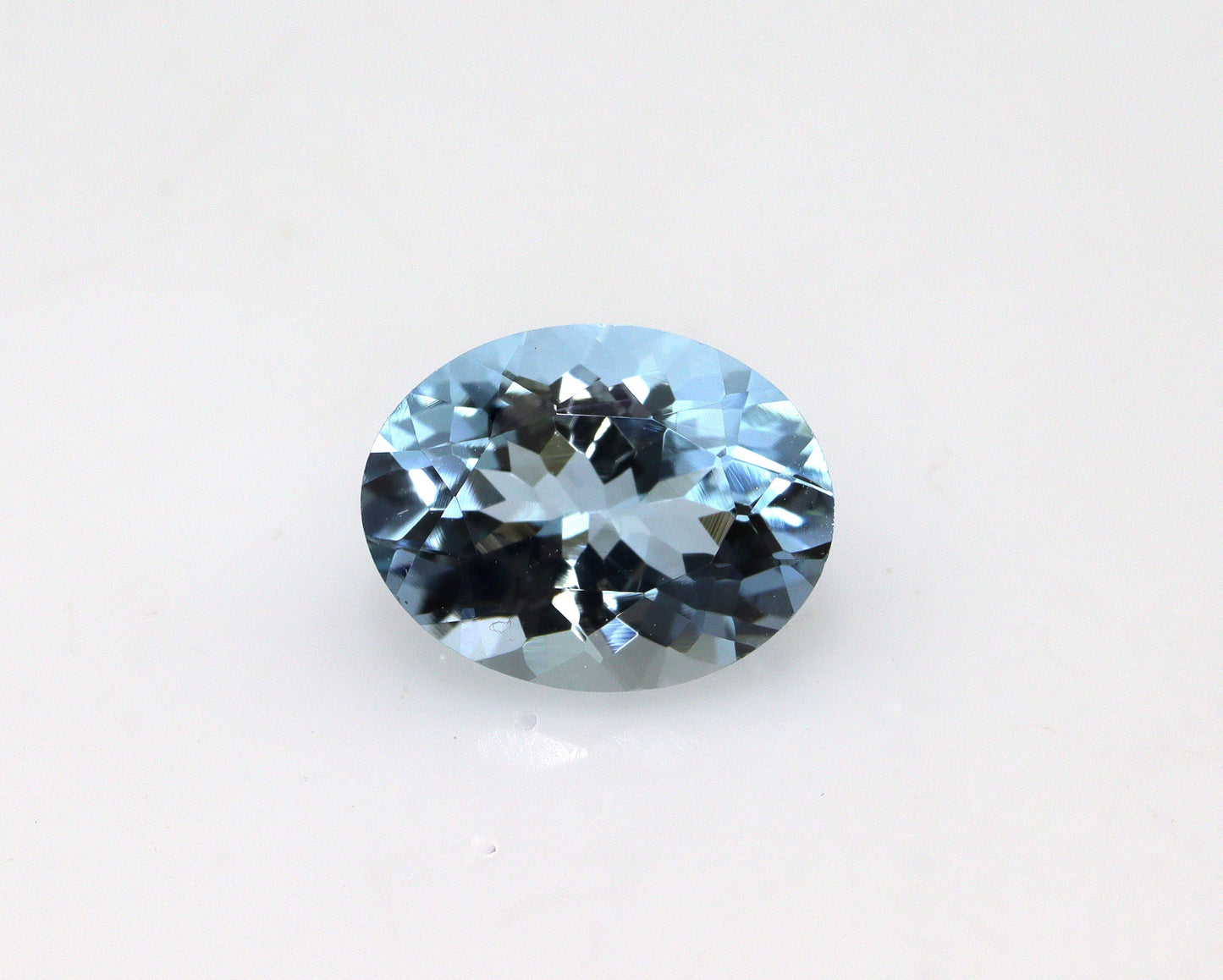 1.7 Ct Fine Blue Aquamarine Oval, 9x7mm Eye Clean Faceted Gem, For Ring or Necklace, Natural & Lustrous, Oval Cut Gemstone , Oval Ring