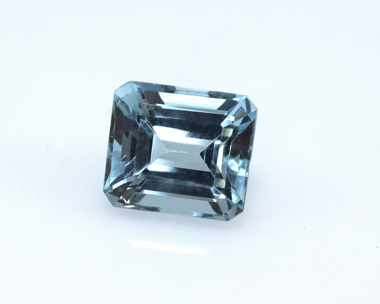 3.2 Ct Natural Aquamarine Emerald Cut 9x8 mm | Medium Blue Squarish Gemstone for Ring, Eye Clean