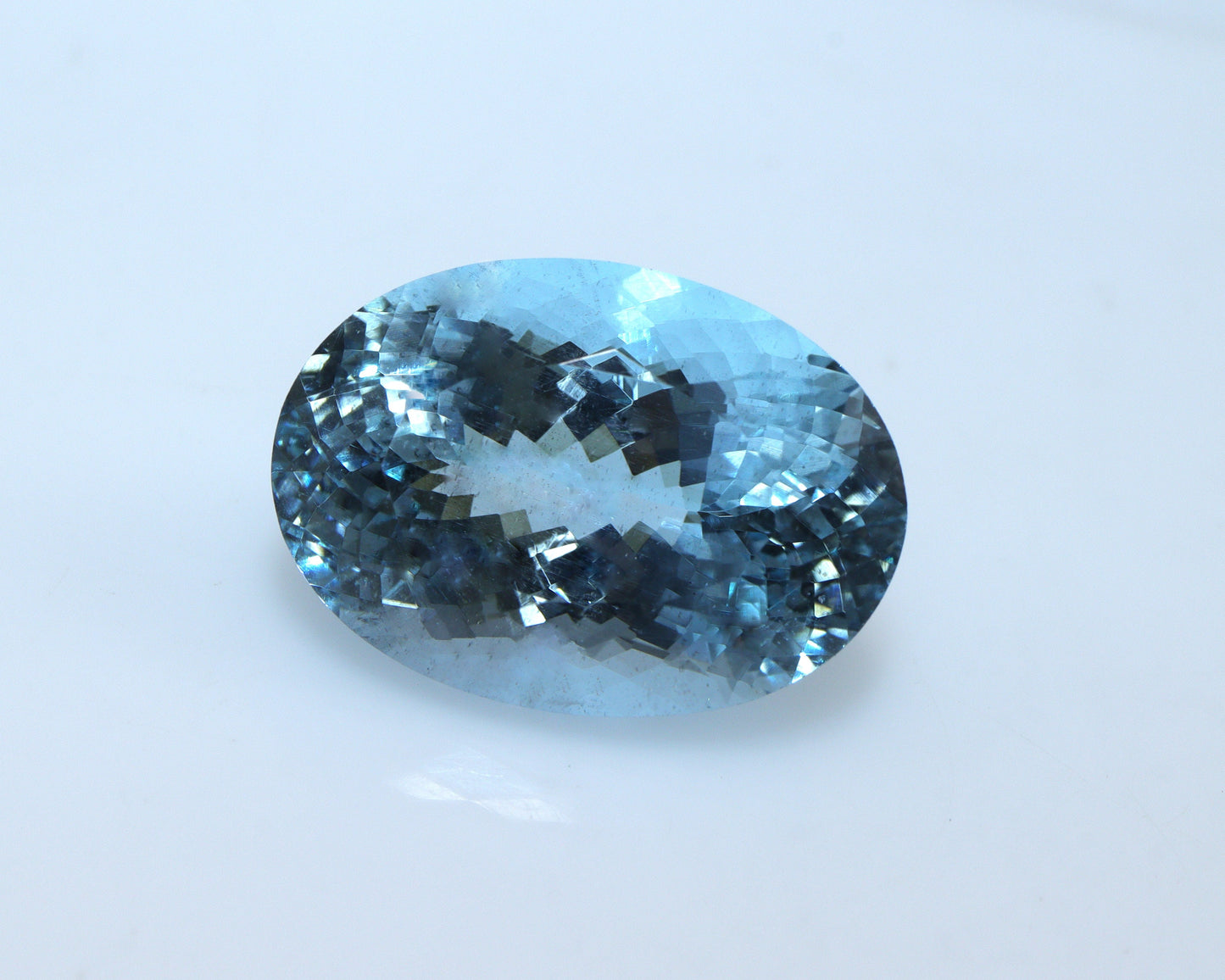 EXCLUSIVE 12.8 Cts AAA+ Natural Aquamarine – Rare Dark Blue Oval | Micro-Faceted | Highly Lustrous Big Gemstone