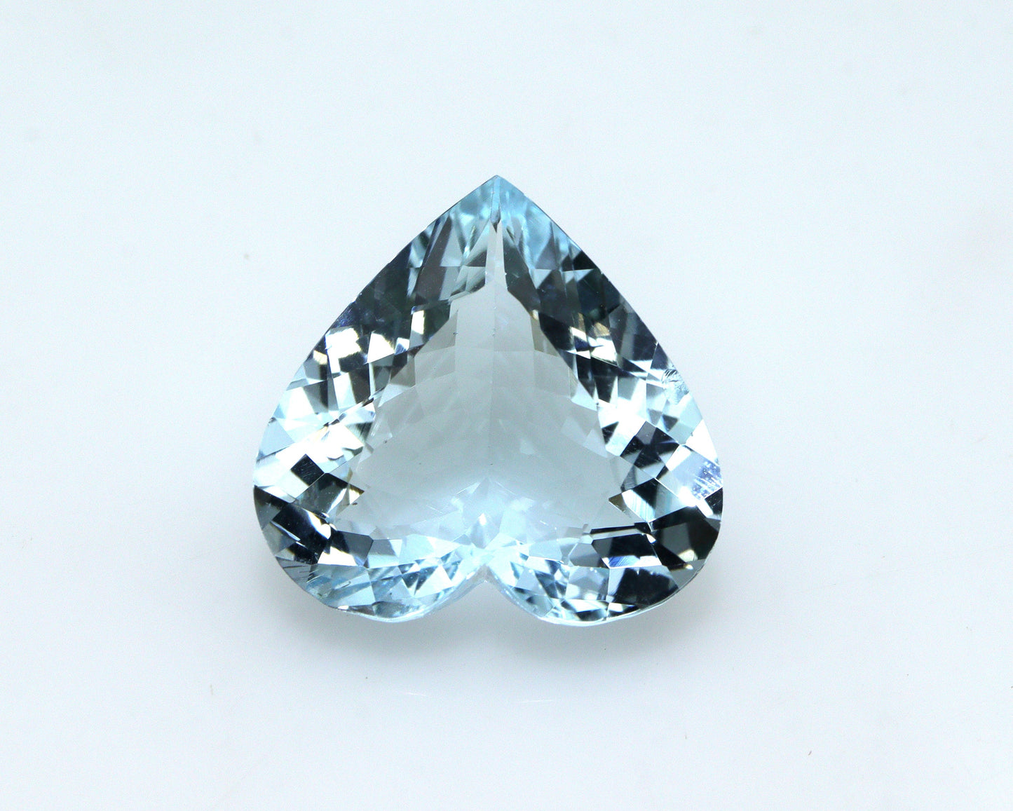 HUGE! 7 Cts Natural Aquamarine Heart Cut Gemstone – AAA+ Luster | 15 mm Heart Shape Pendant Stone, Unheated & Untreated